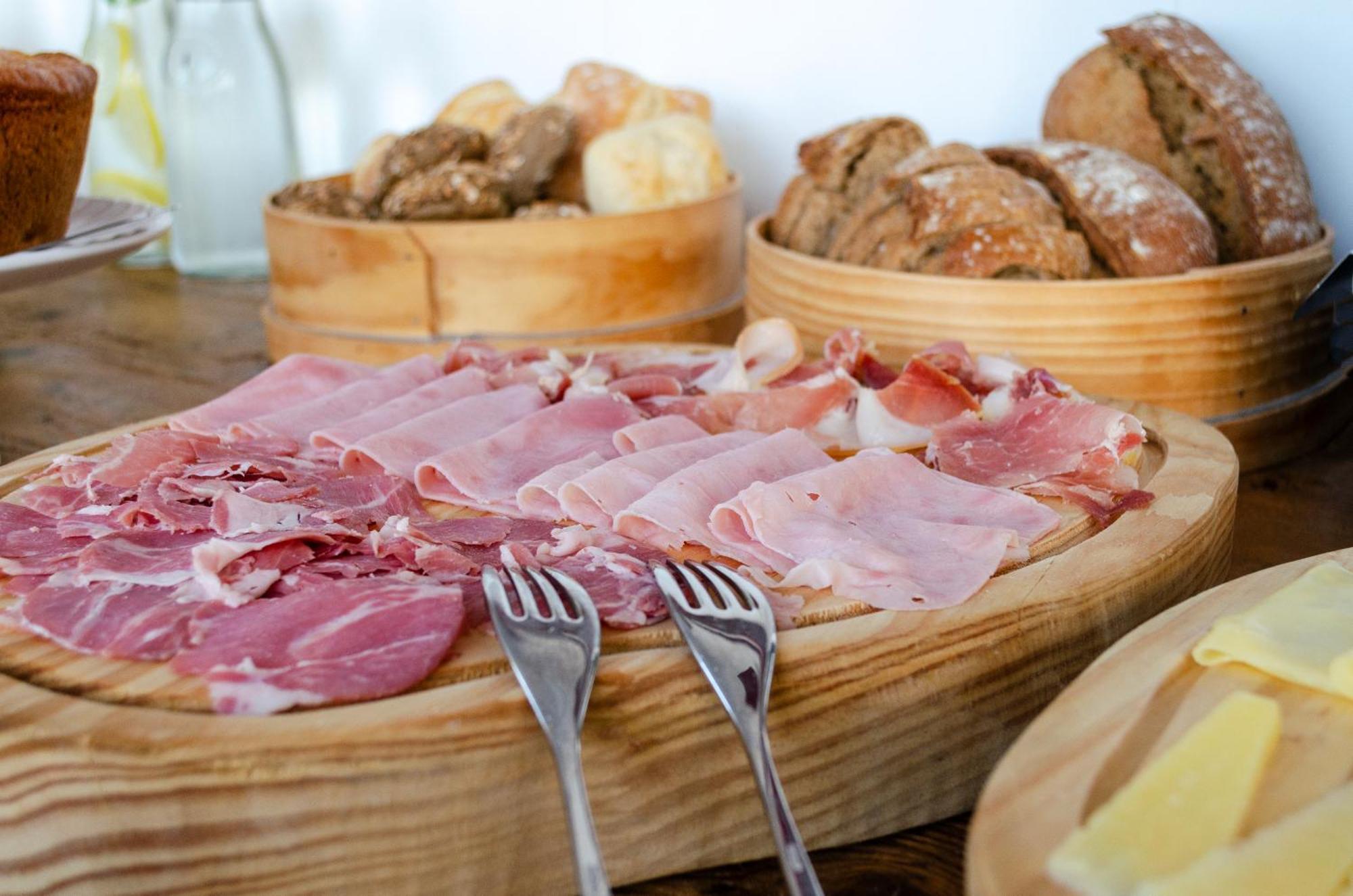 Отель Cheese & Wine Lapa Лиссабон Экстерьер фото