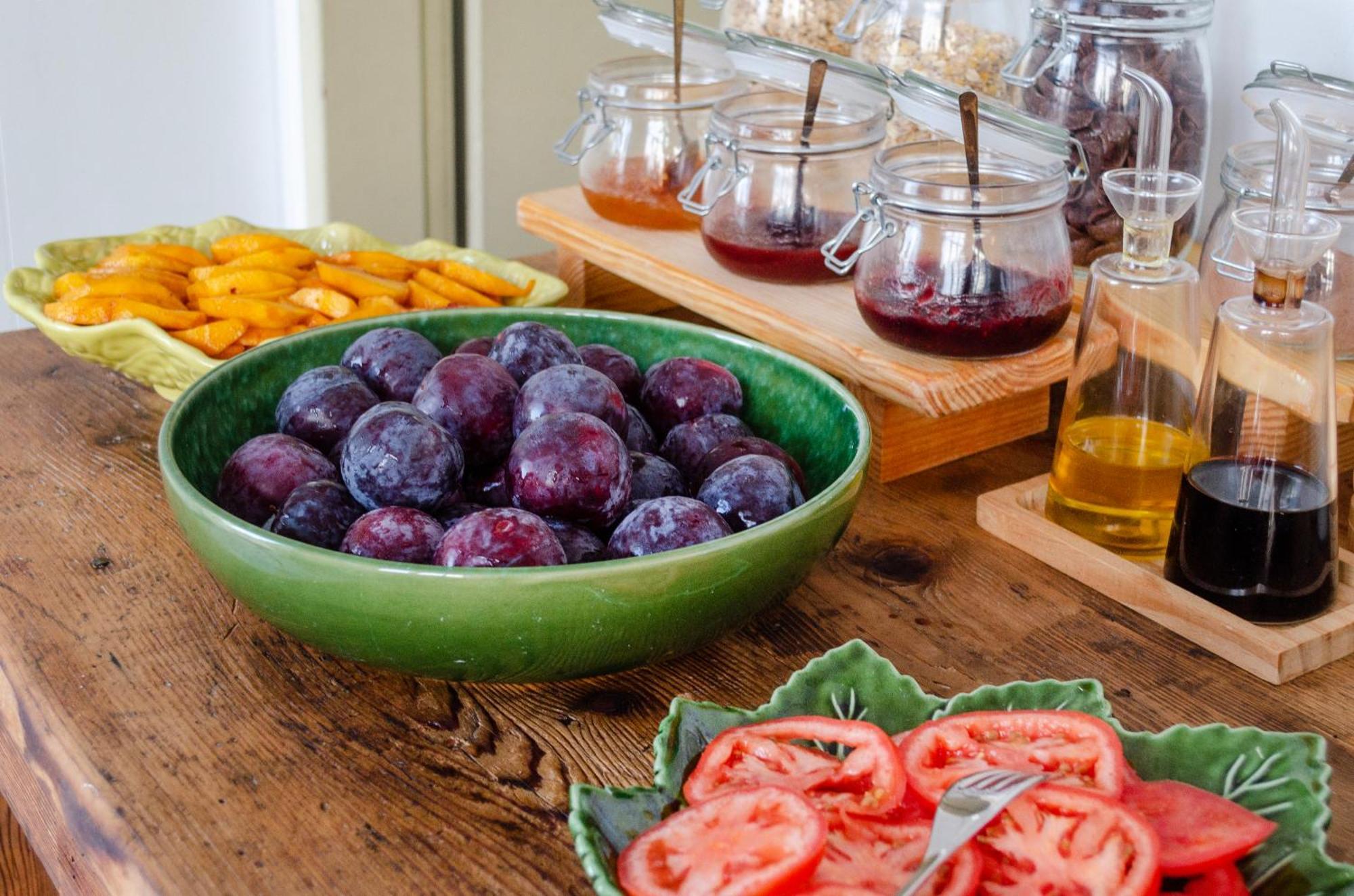 Отель Cheese & Wine Lapa Лиссабон Экстерьер фото